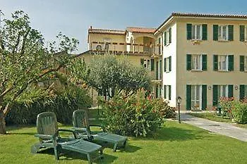 La Limonera Hotel apartamentowy 3*