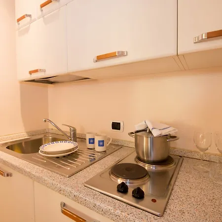 Ξενοδοχείο με διαμερίσματα La Limonera 3*